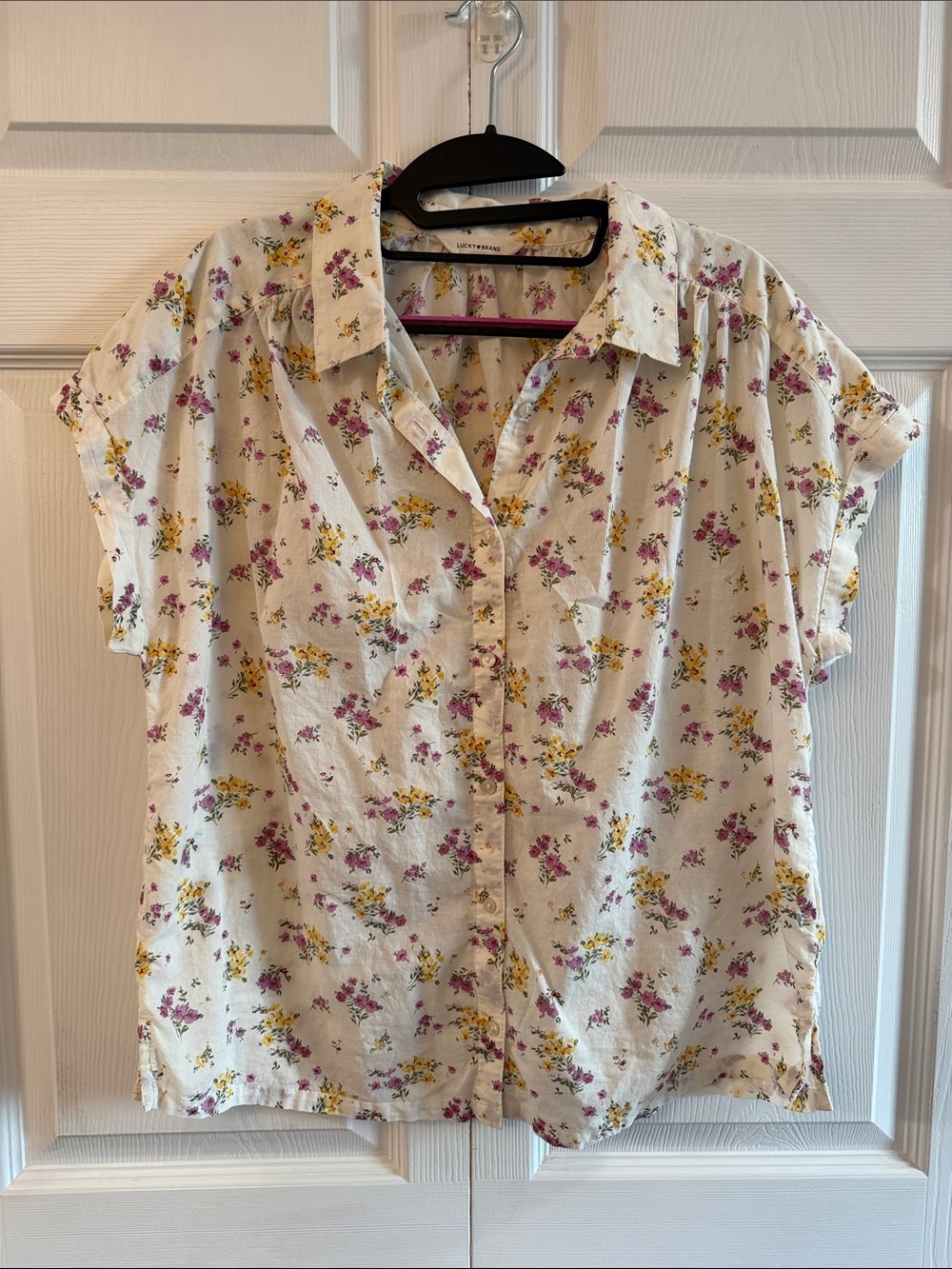 Lucky Brand Floral Button-Down Shirt in Cream with Pink & Yellow Blossoms
